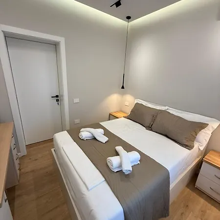 Thecozy * Tirana